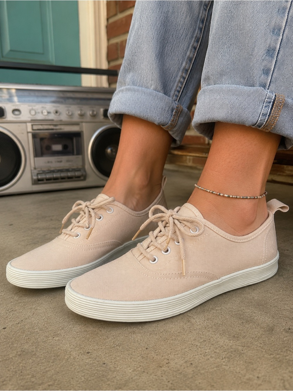 Vintage Jantzen Women’s Canvas Sneakers Beige Lace Up Shoes Size 8